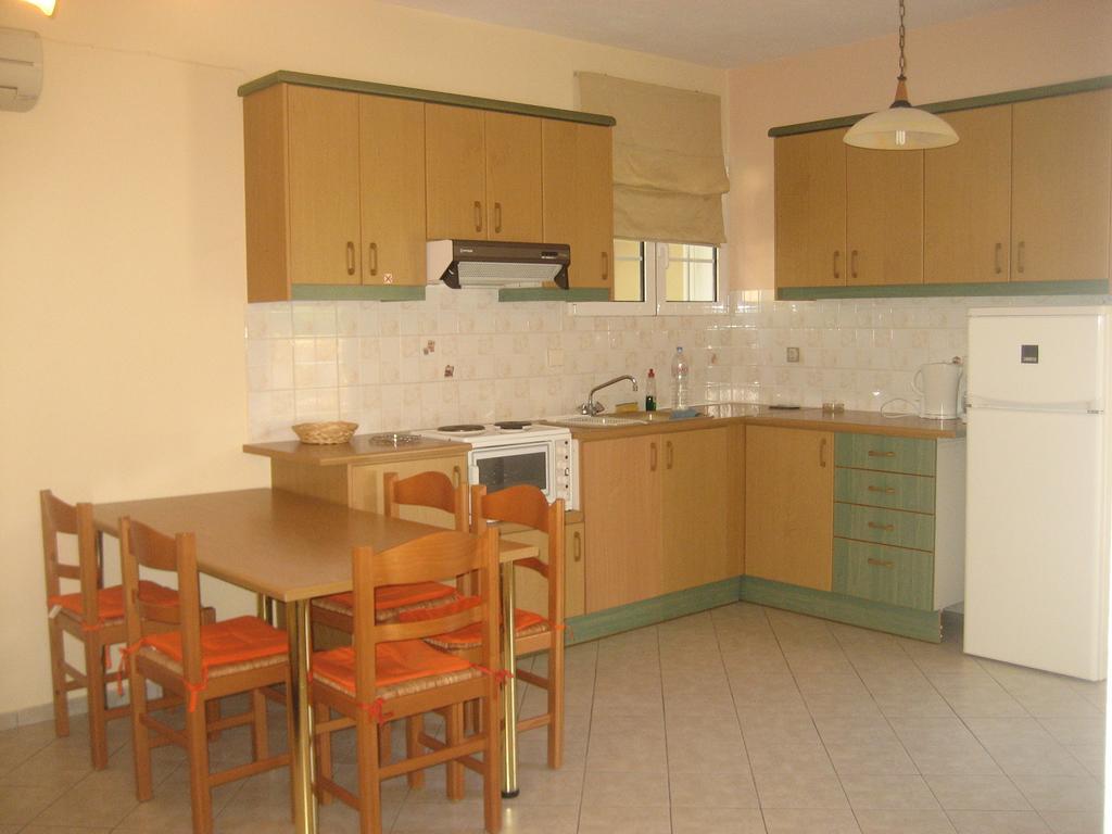 Stelios Apartments Ίστρο Εξωτερικό φωτογραφία