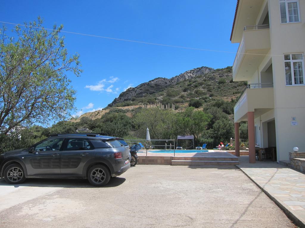 Stelios Apartments Ίστρο Εξωτερικό φωτογραφία
